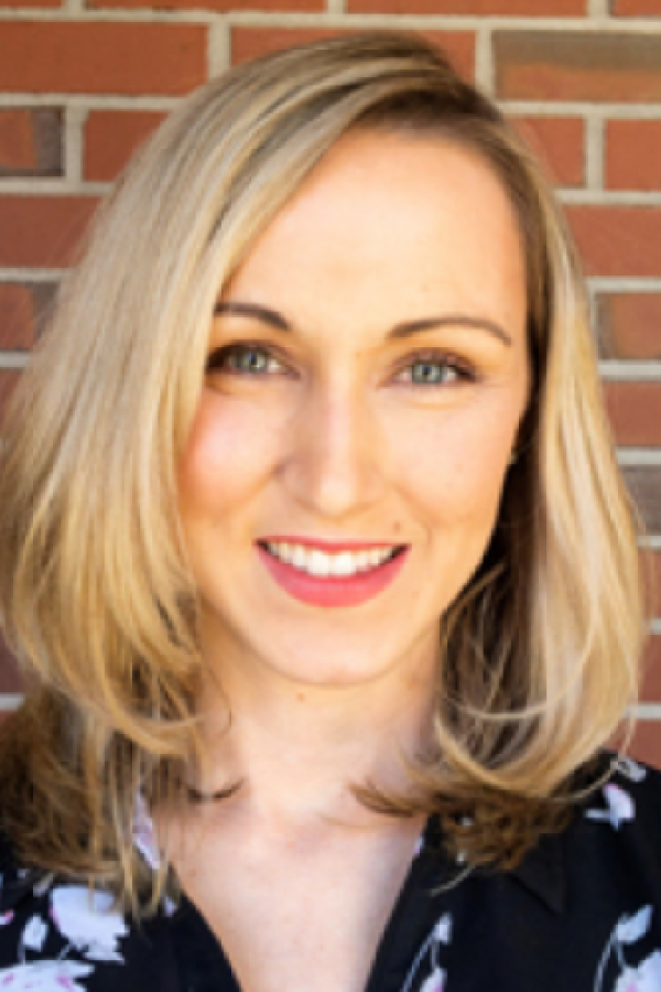 Tiffany Brown headshot